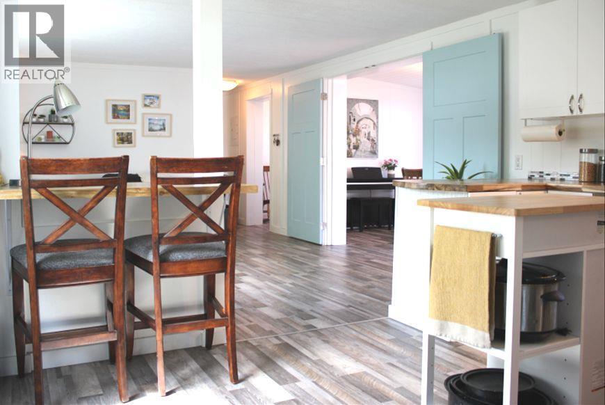 3350 10 Avenue - photo 2