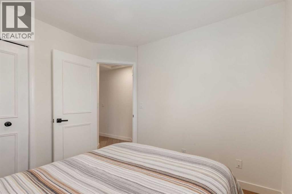 113 Straddock Terrace SW - 29