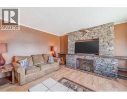 Recreational, Games room - 236 Blackstock Road, 100 Mile House, BC V0K2E1 Photo 9