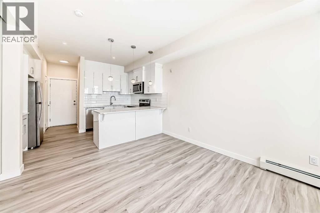 #2406 15 Skyview Point Crescent - 18