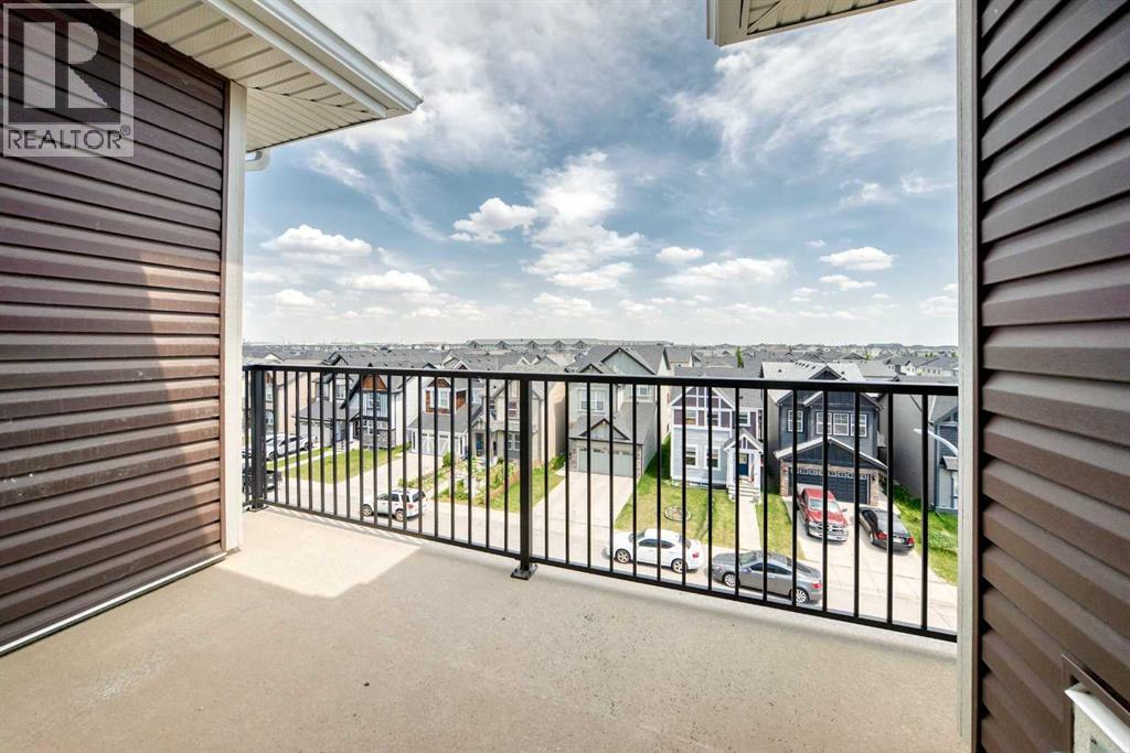 #2406 15 Skyview Point Crescent - 31