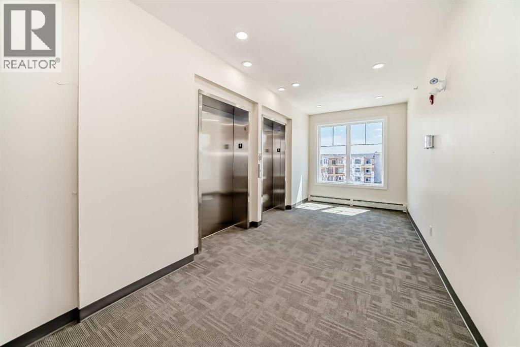 #2406 15 Skyview Point Crescent - 35