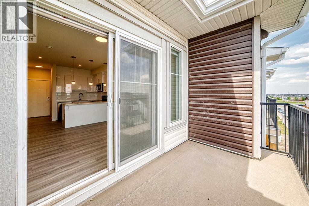 #2406 15 Skyview Point Crescent - 33