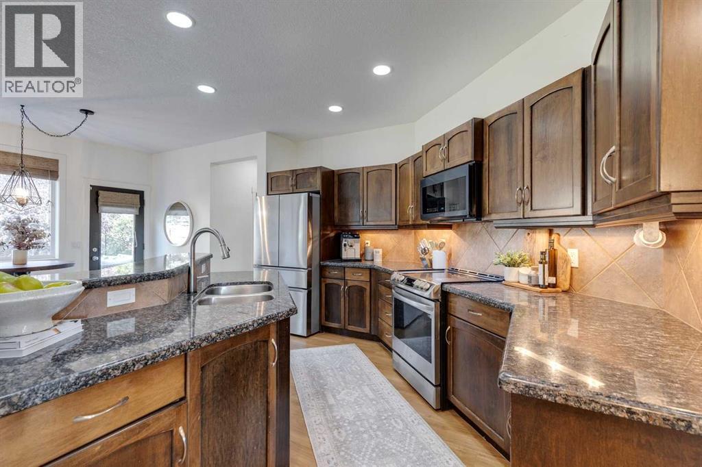 107 Aspen Stone Crescent SW - 16