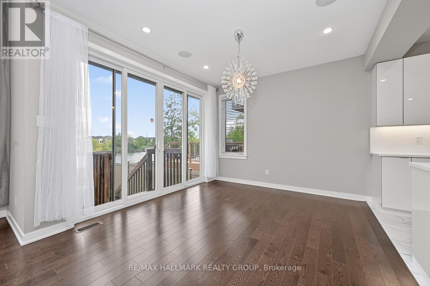 339 ANDALUSIAN CRESCENT - 11