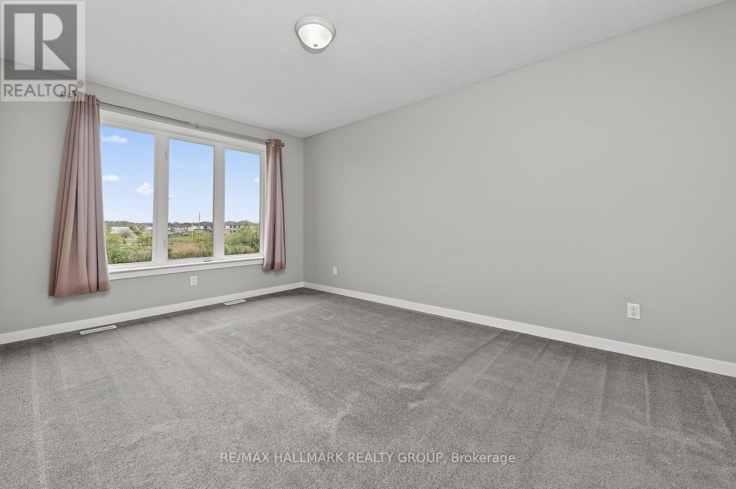 339 ANDALUSIAN CRESCENT - 25