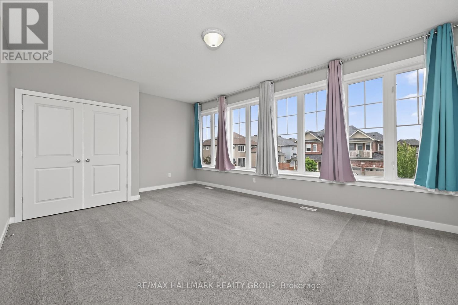 339 ANDALUSIAN CRESCENT - 32