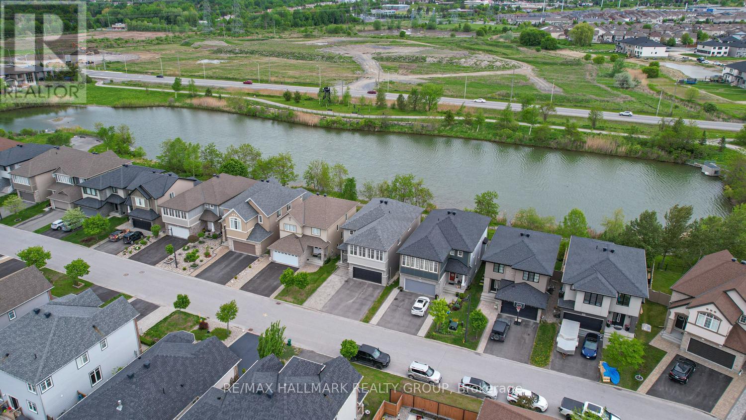 339 ANDALUSIAN CRESCENT - 47