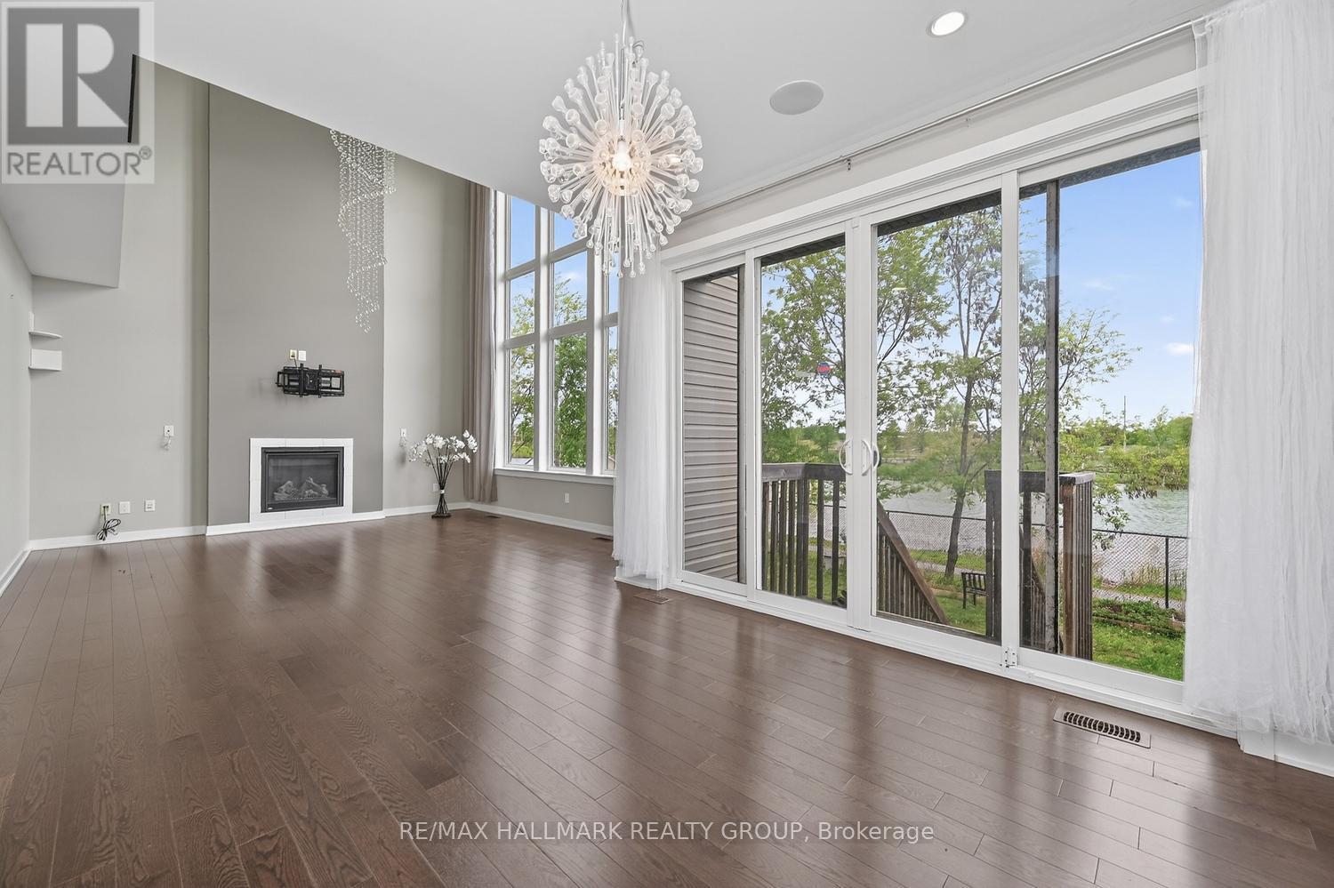 339 ANDALUSIAN CRESCENT - 9