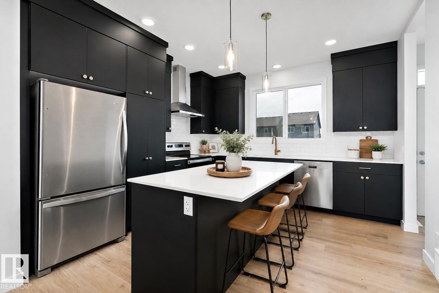 5275 EDGEMONT BV NW - 12