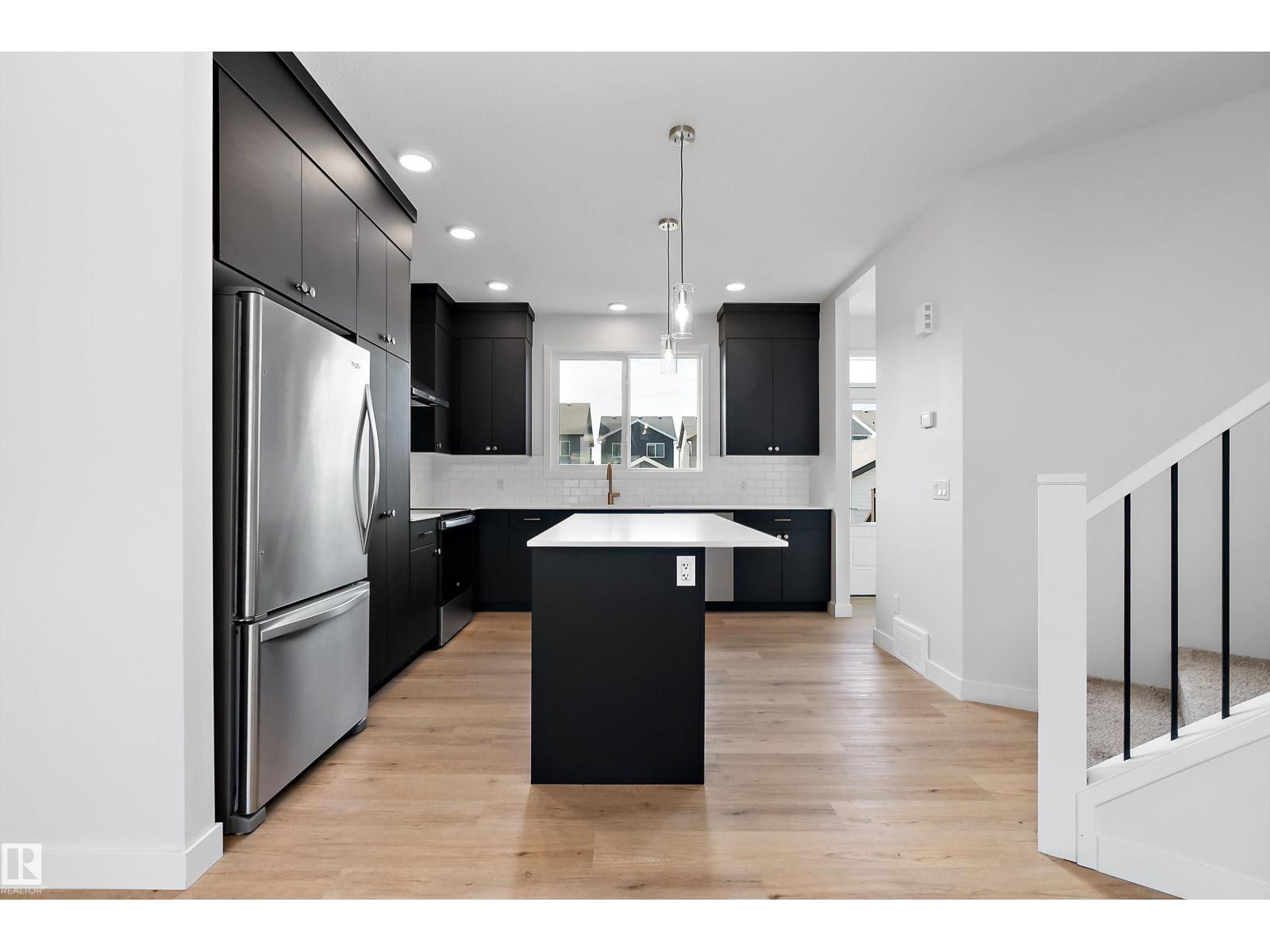 5275 EDGEMONT BV NW - 14