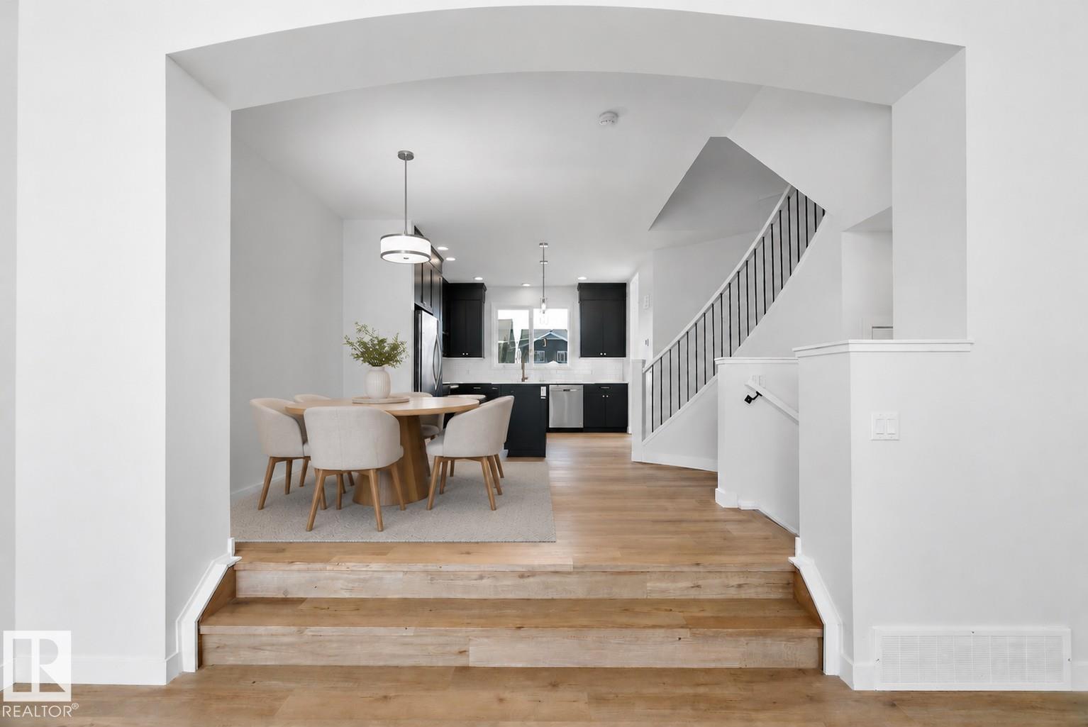 5275 EDGEMONT BV NW - 20