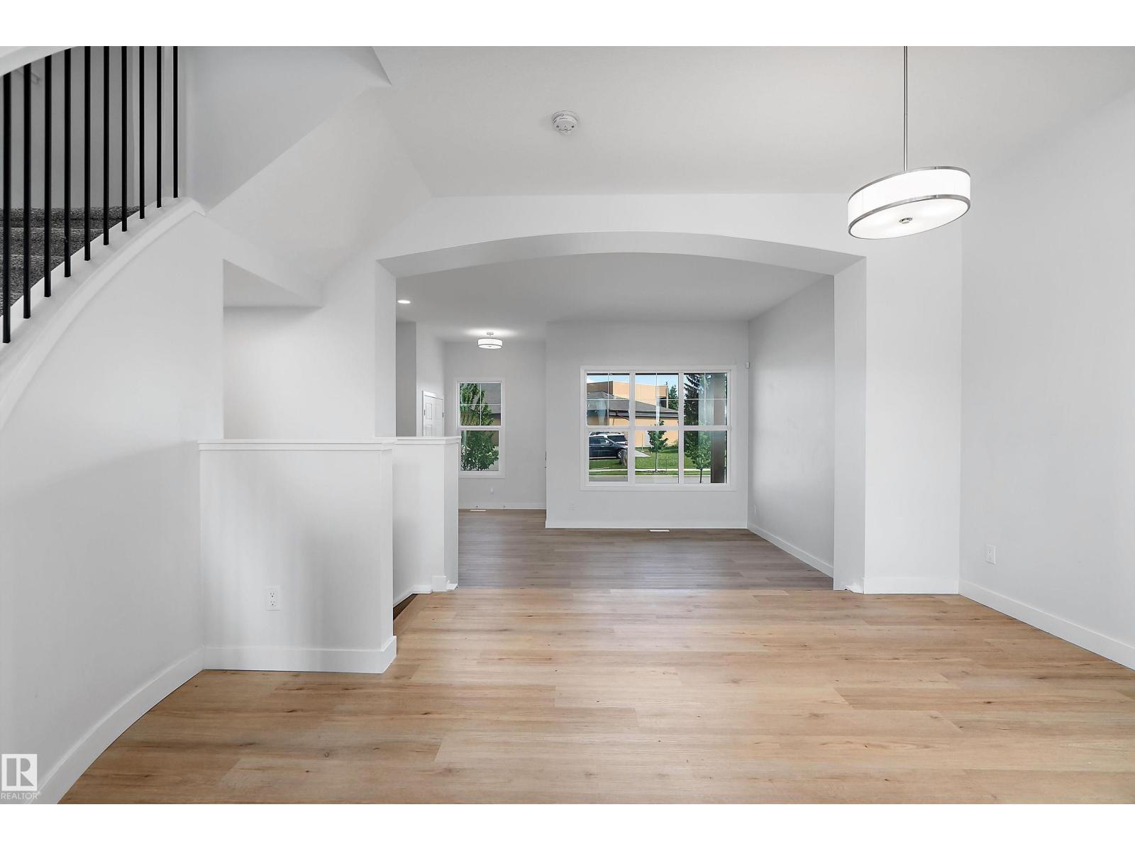 5275 EDGEMONT BV NW - 27