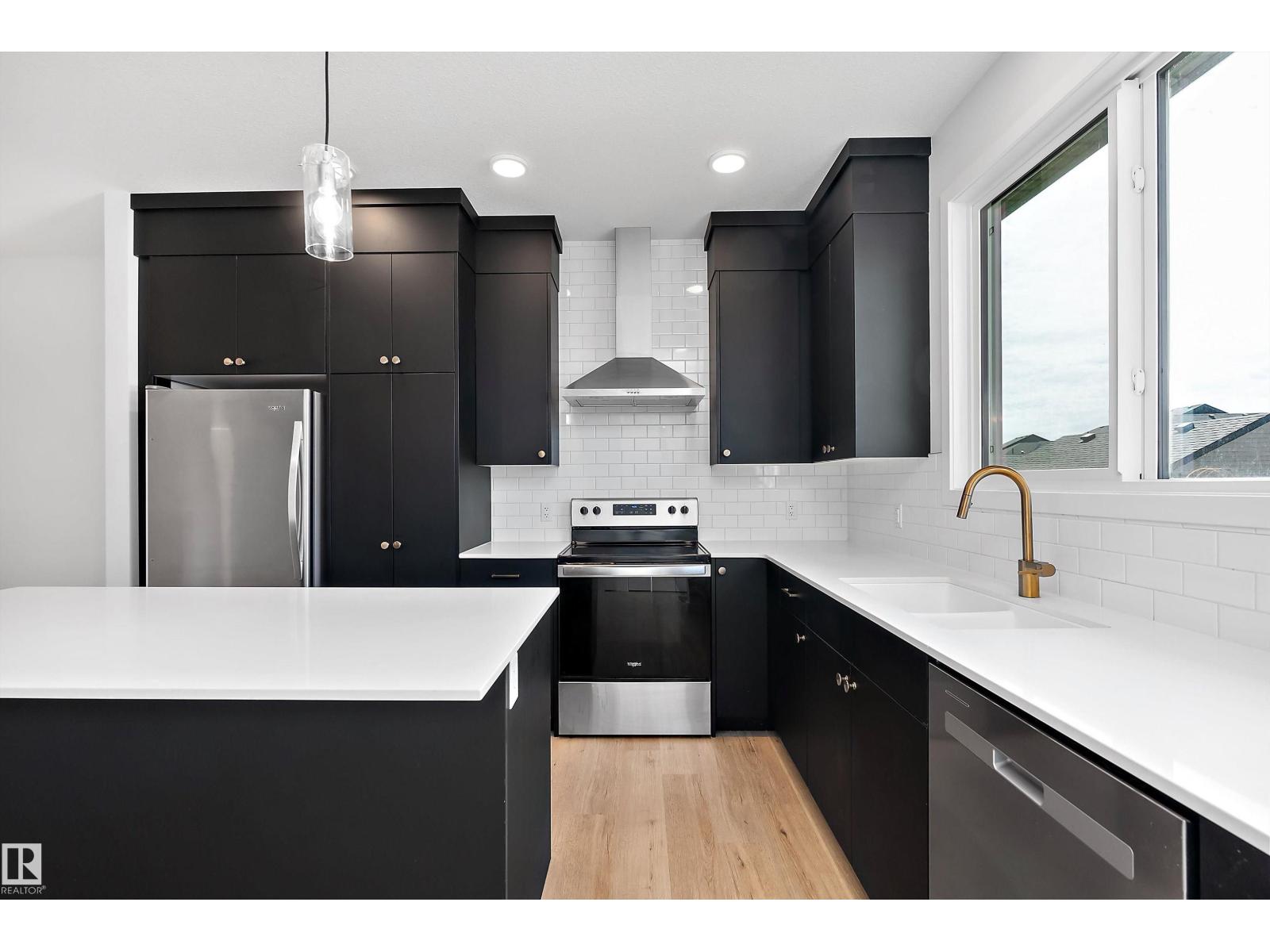 5275 EDGEMONT BV NW - 16