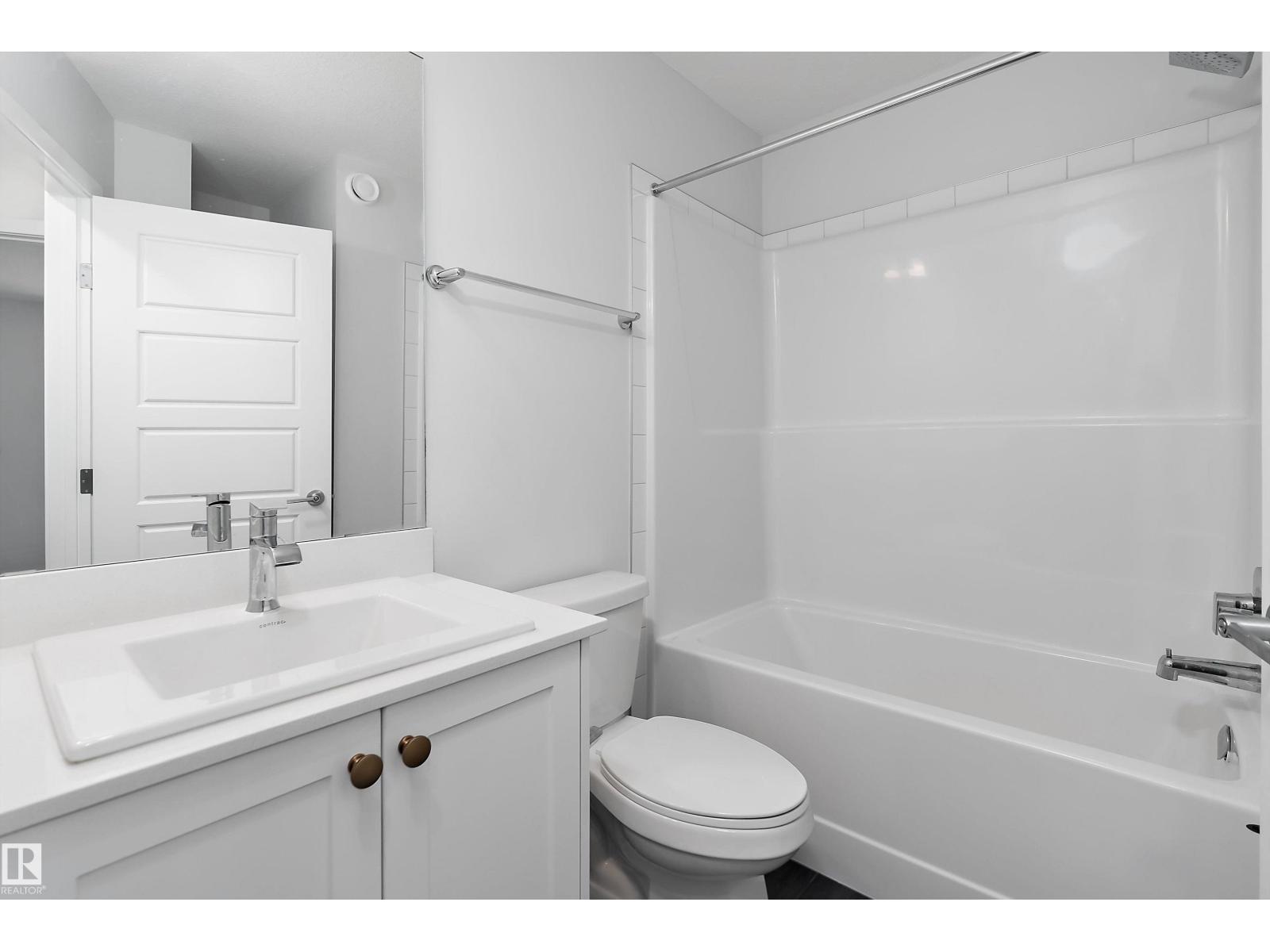 5275 EDGEMONT BV NW - 52