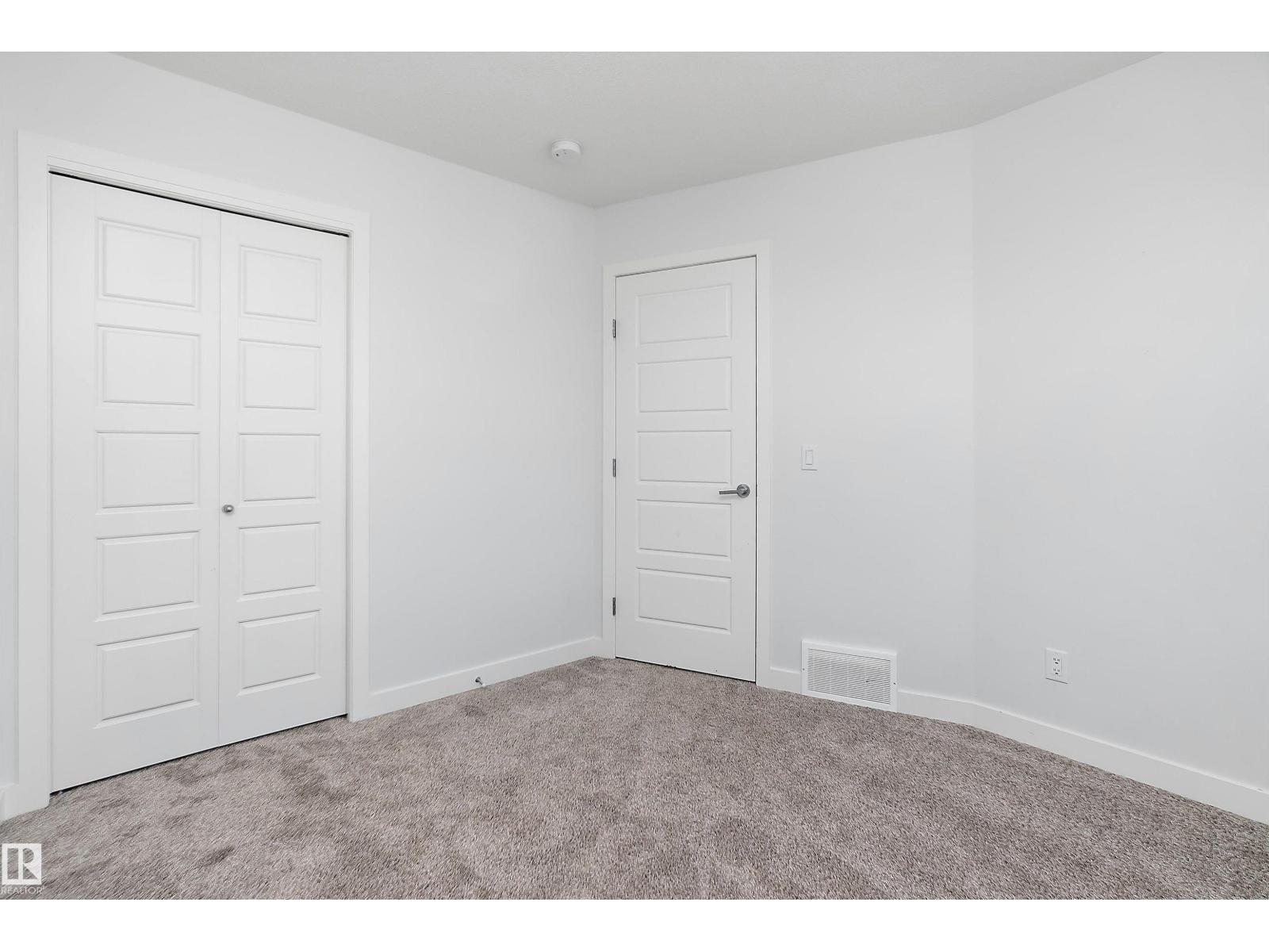 5275 EDGEMONT BV NW - 47