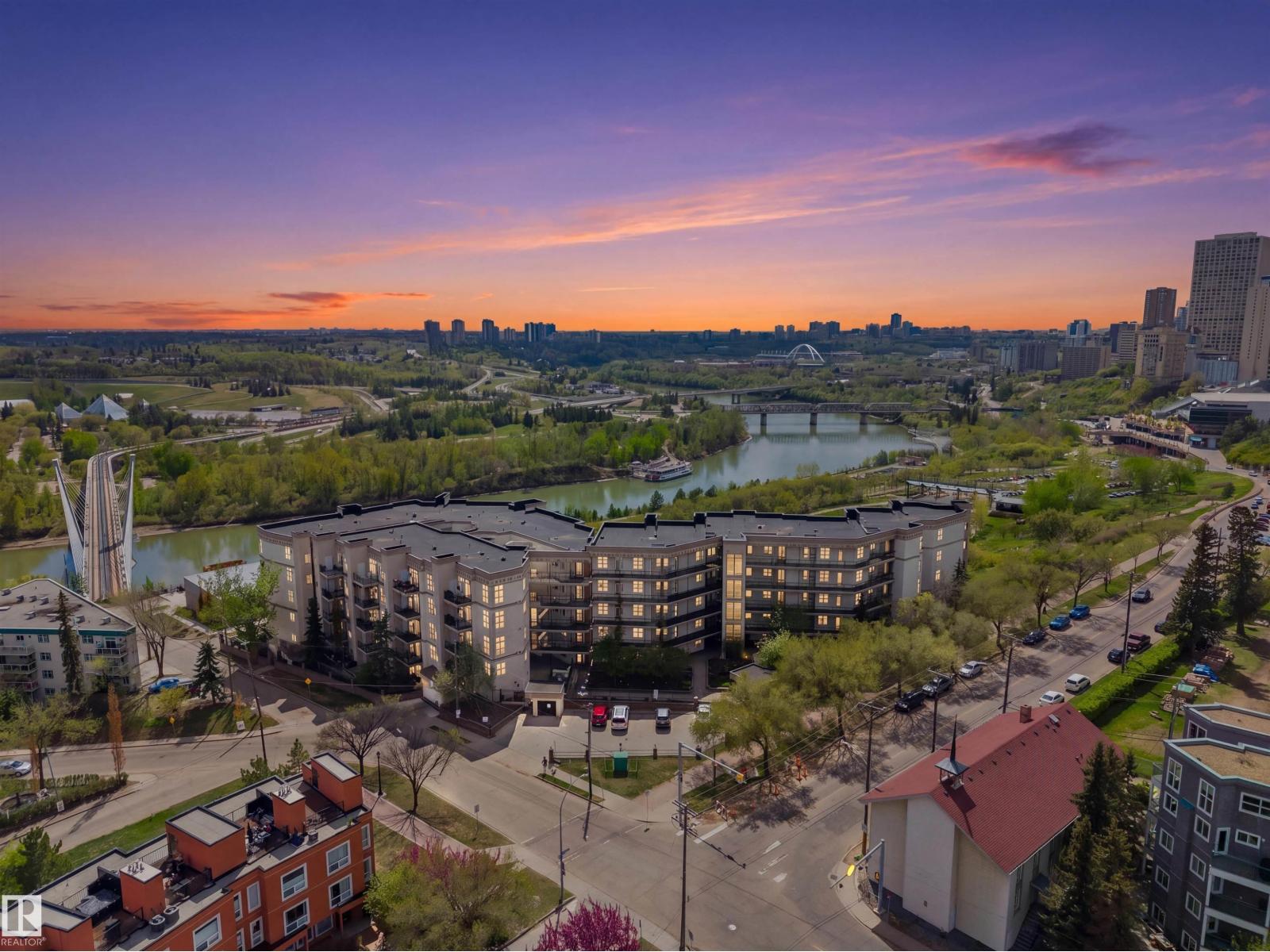 #215 9507 101 AV NW - 45