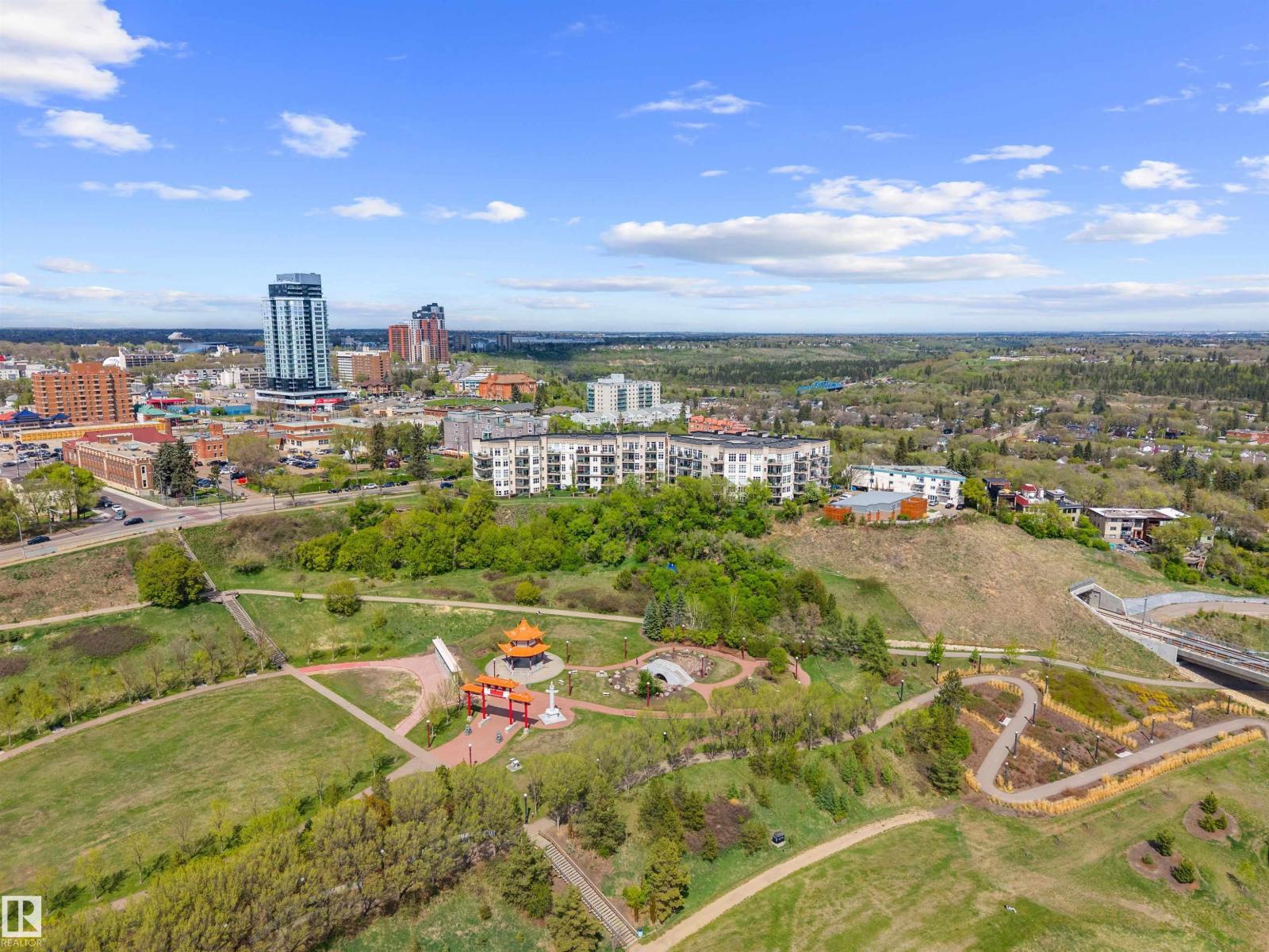 #215 9507 101 AV NW - 47