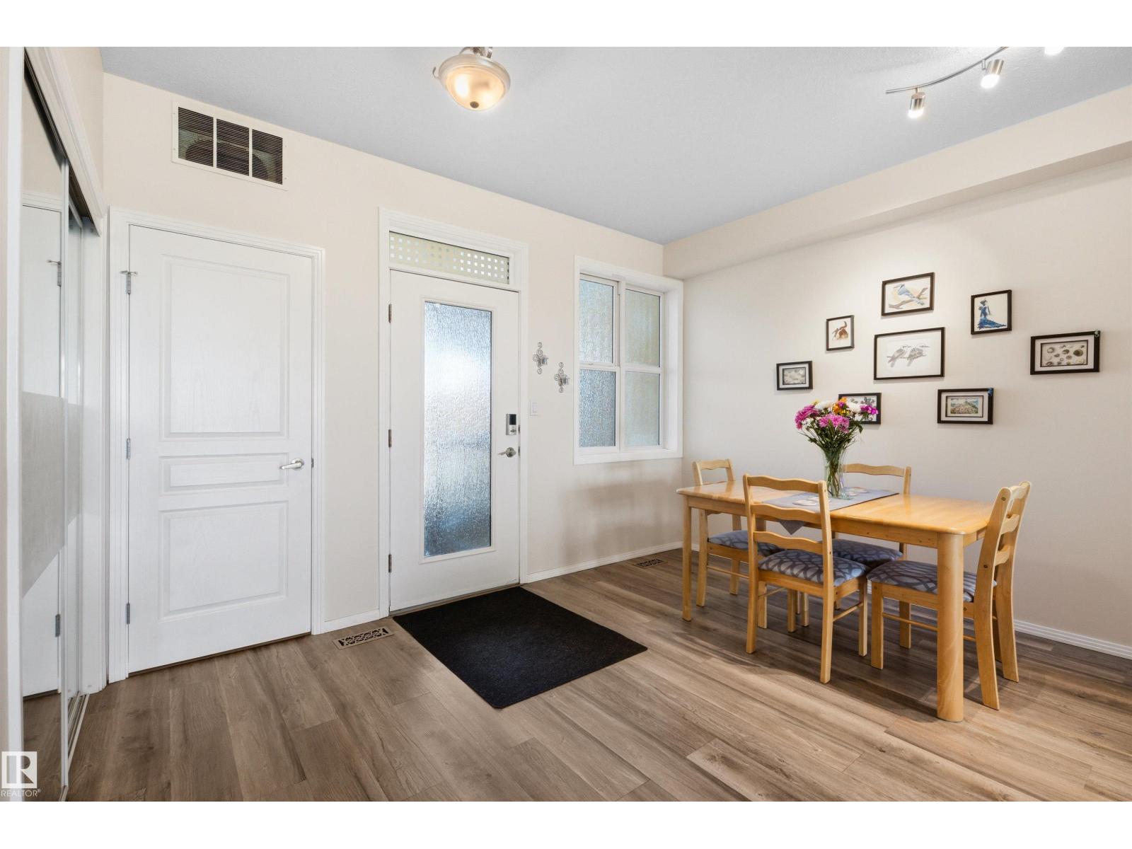 #215 9507 101 AV NW - 10