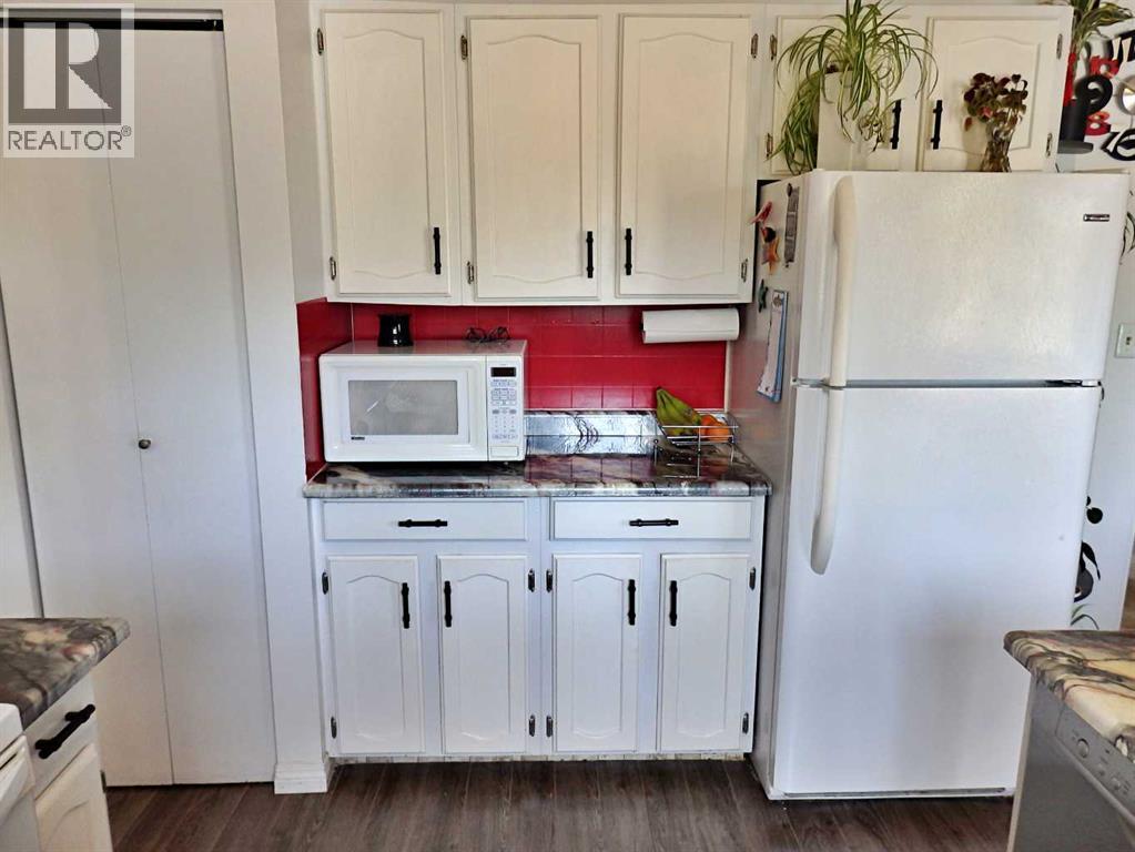 5204 57A Street — photo 20