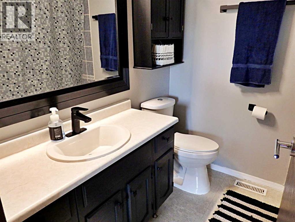 5204 57A Street — photo 24