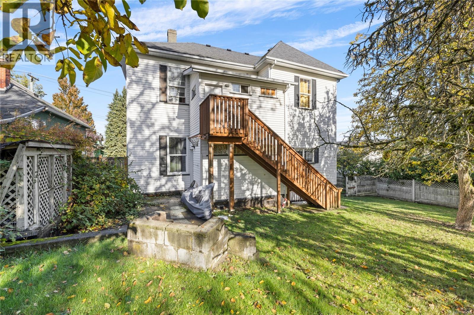 639 Kennedy St - 18