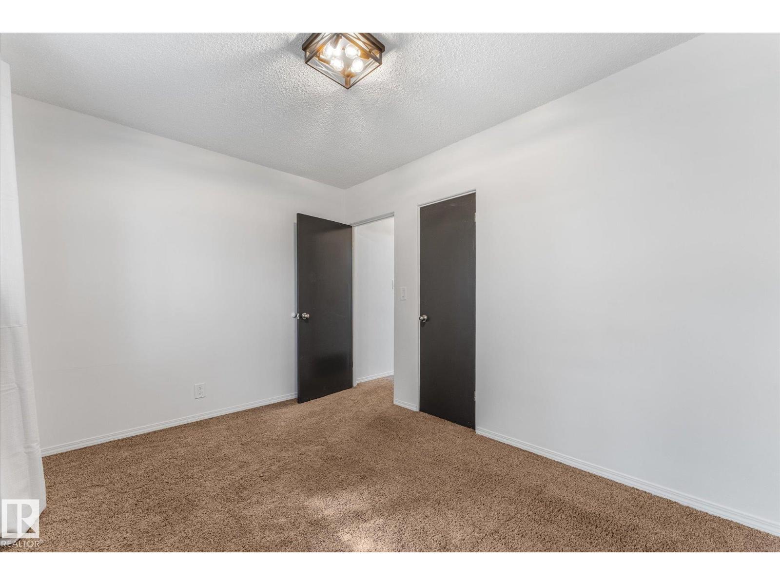 8911 149 ST NW - 20