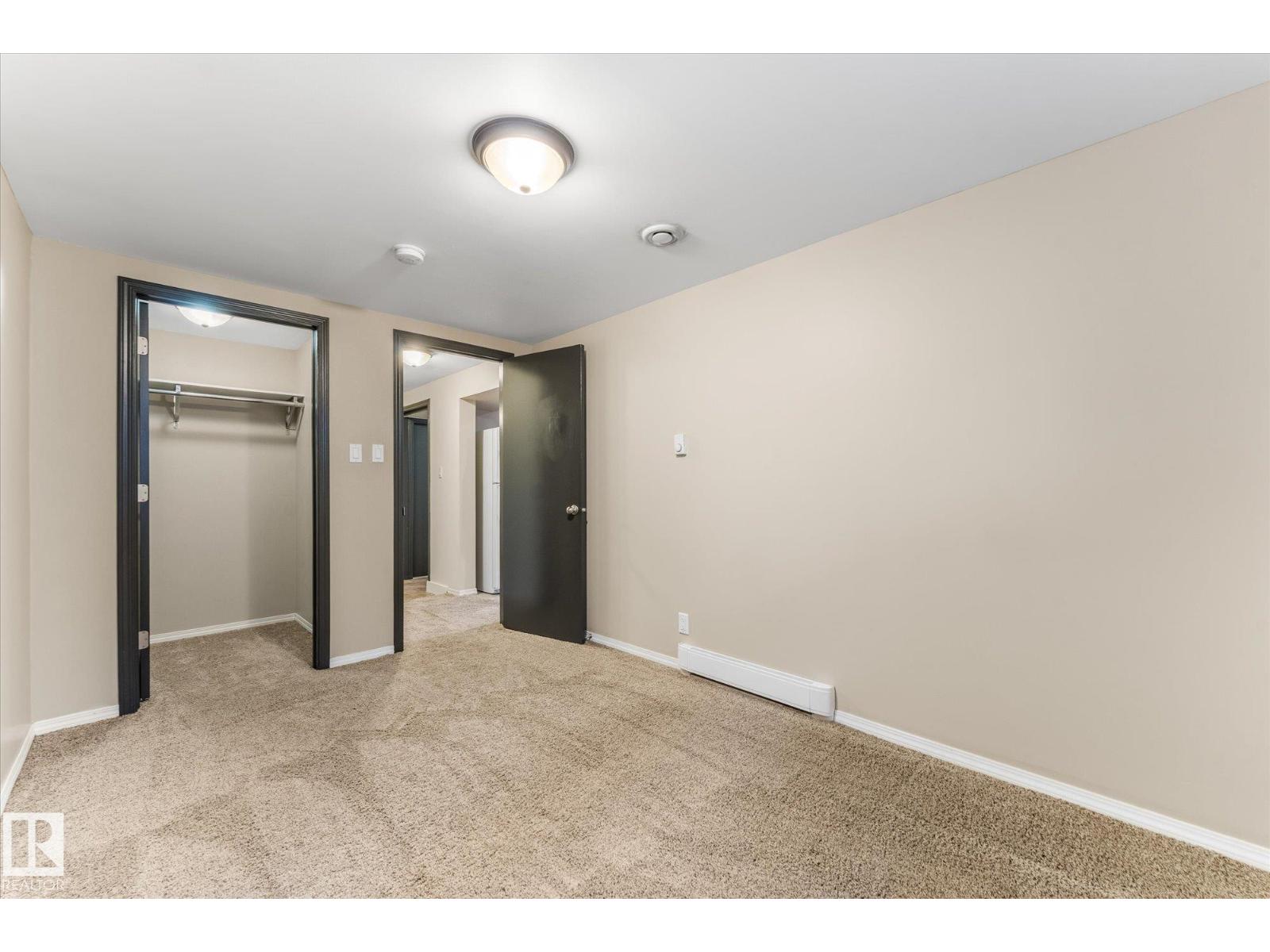 8911 149 ST NW - 37