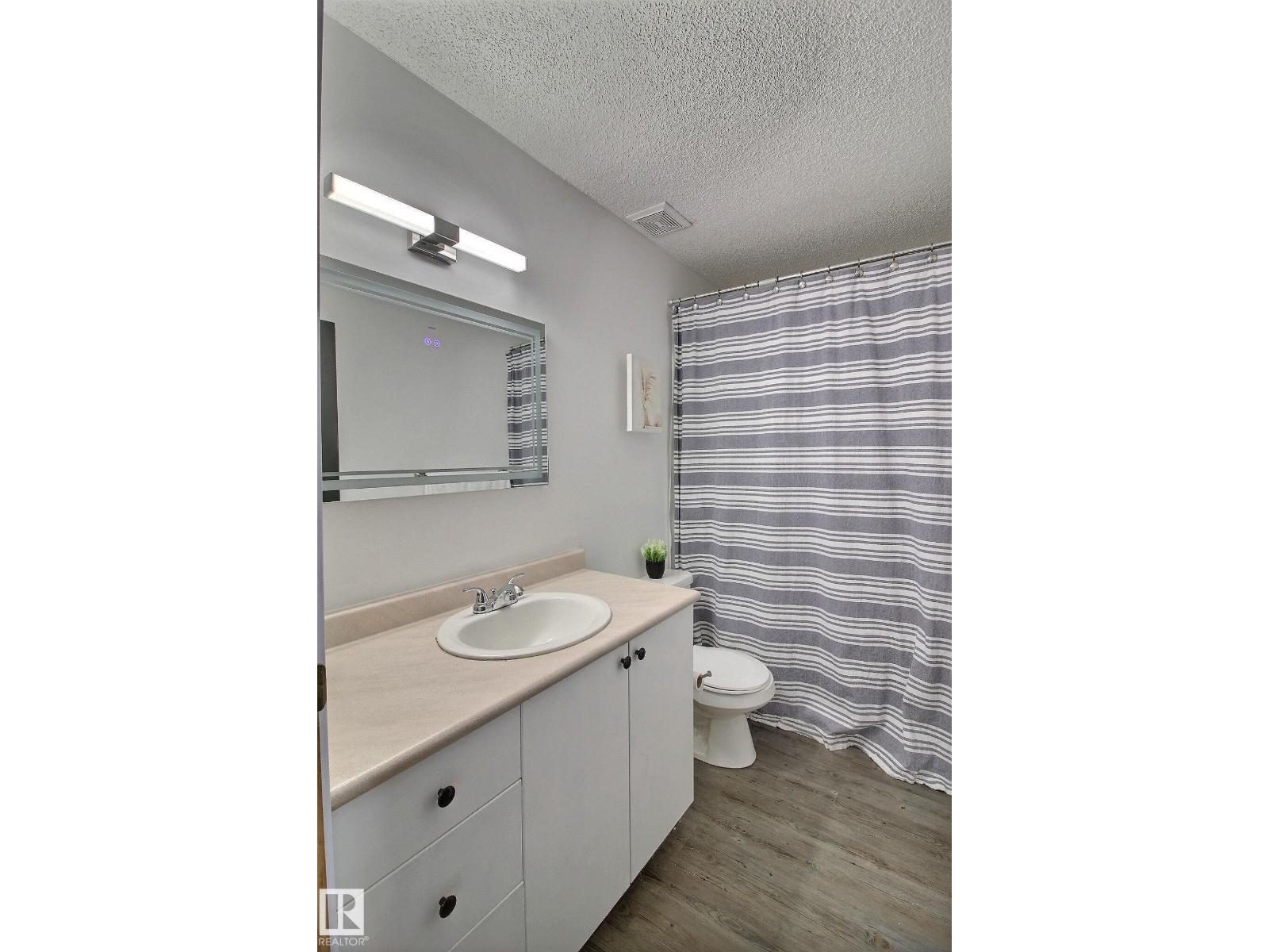#701 610 KING ST - 12