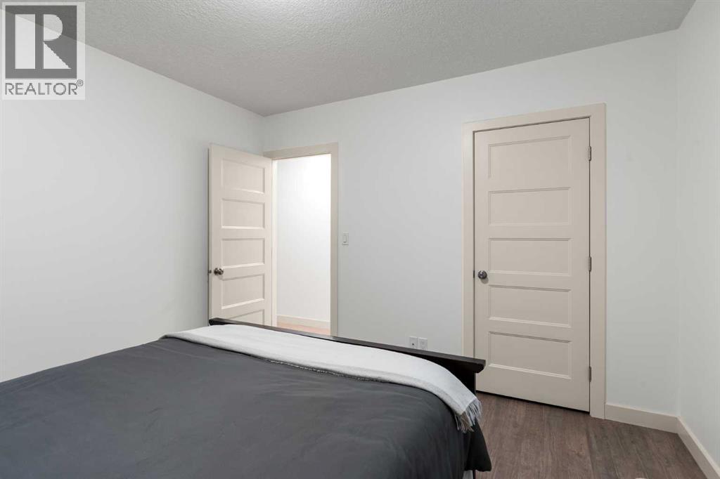 #2 6110 Bowness Road NW - 26