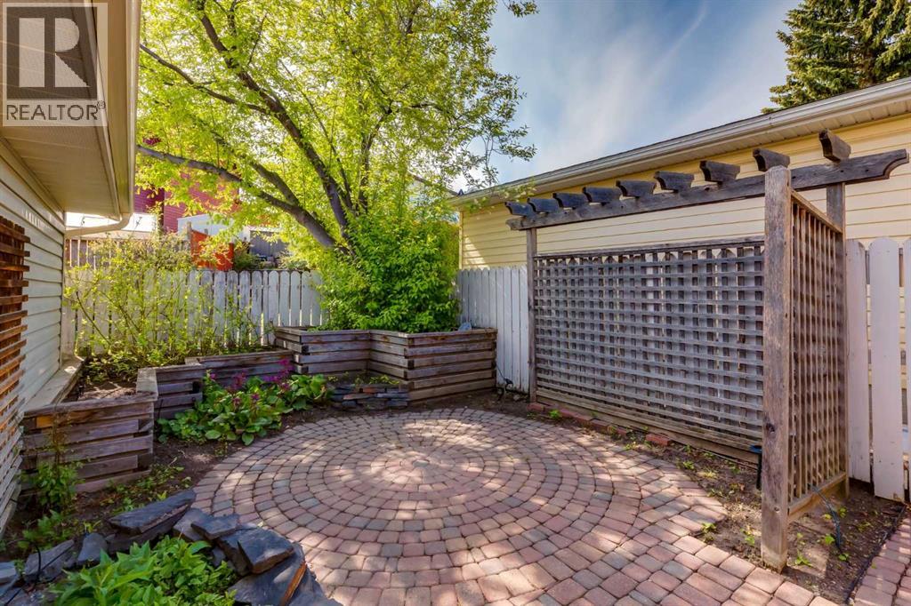 80 Macewan Glen Road NW - 29