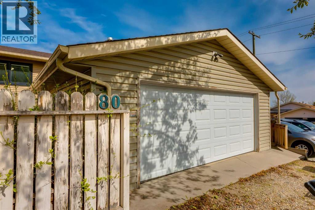 80 Macewan Glen Road NW - 31