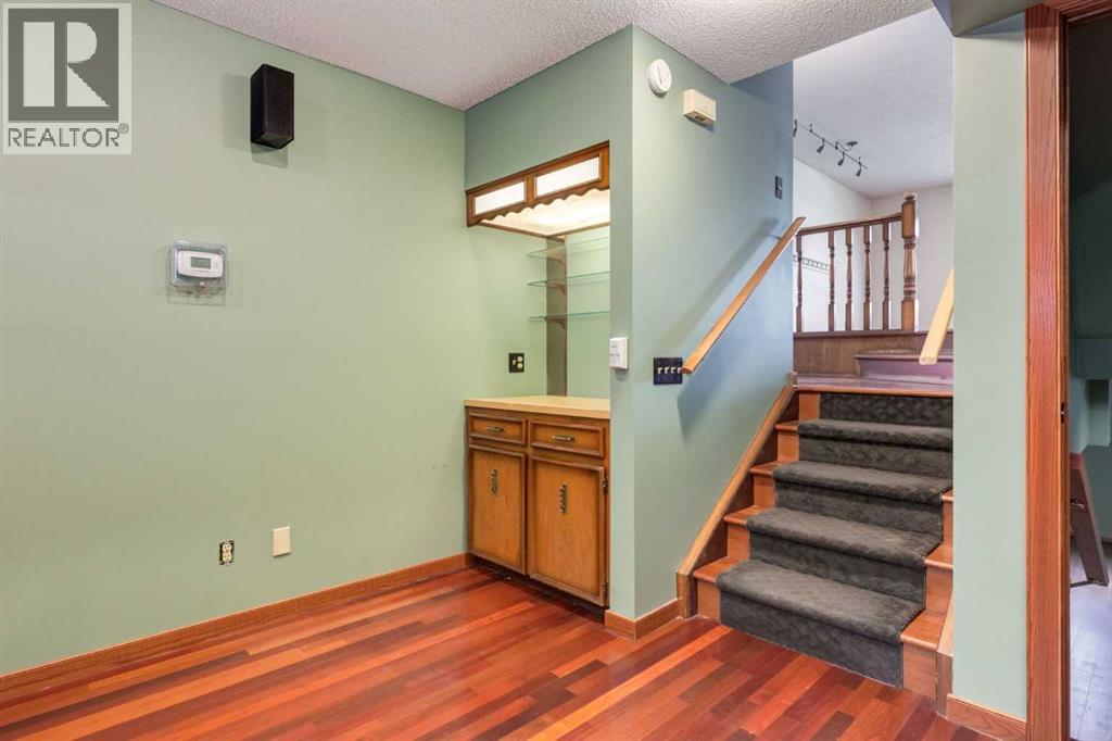 80 Macewan Glen Road NW - 22