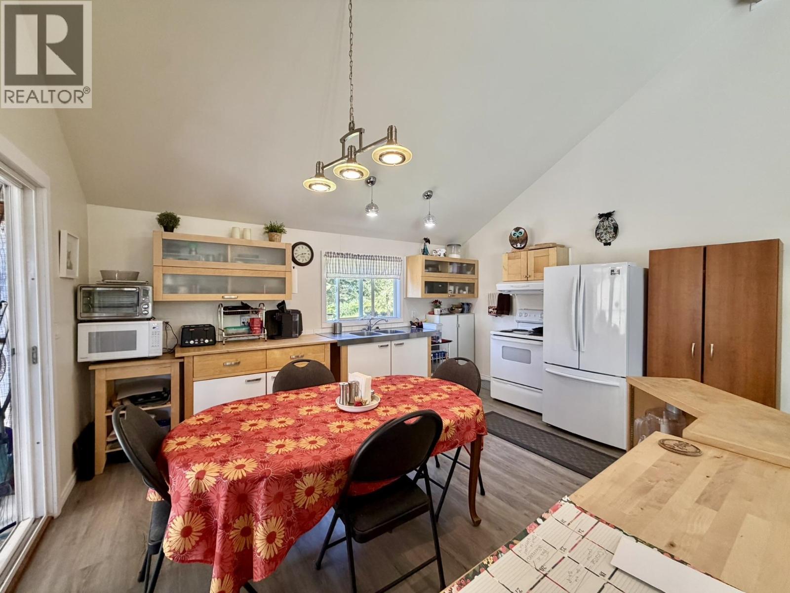 7621 PETTYJOHN ROAD - 20