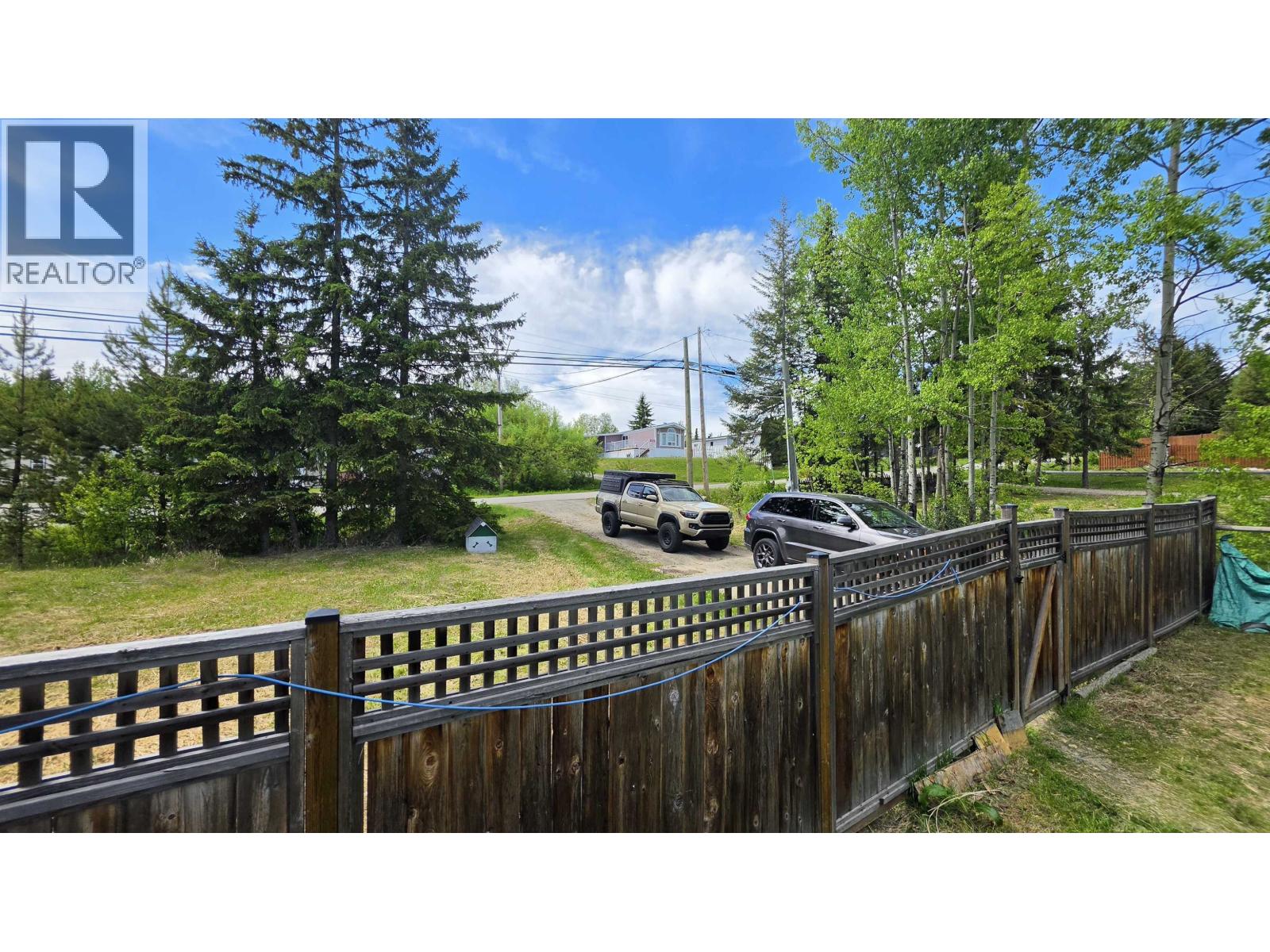 326 N BLACKBURN ROAD - 17