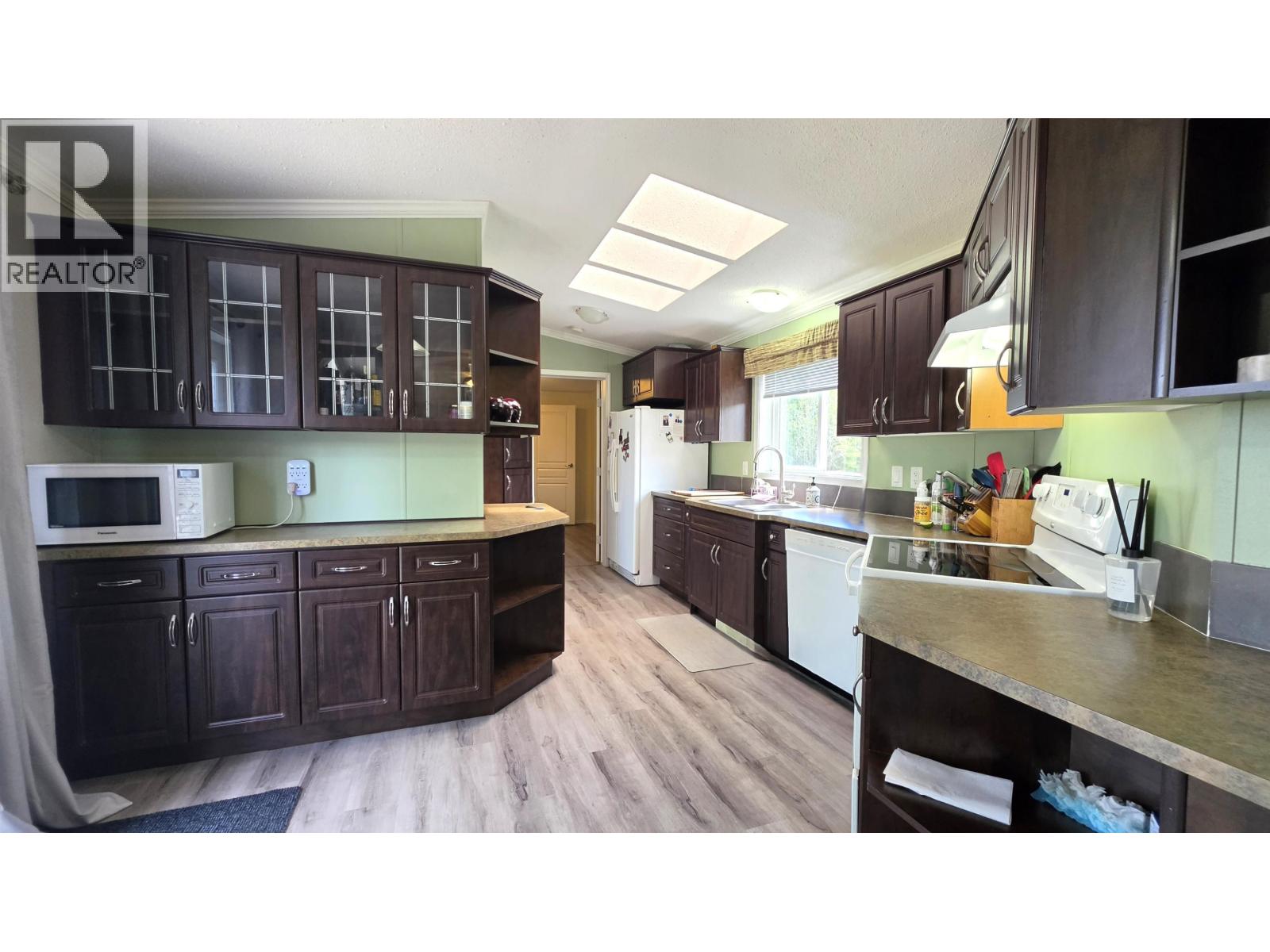 326 N BLACKBURN ROAD - 8