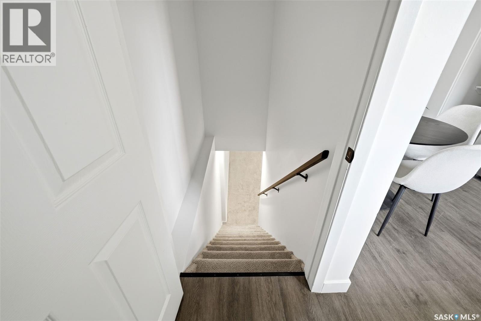 #127 Mackenzie WAY - 16