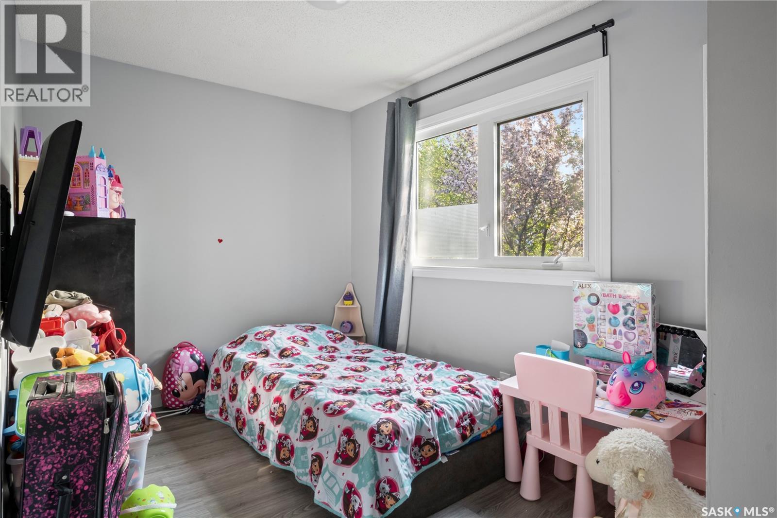 18 Hyland CRESCENT - 17