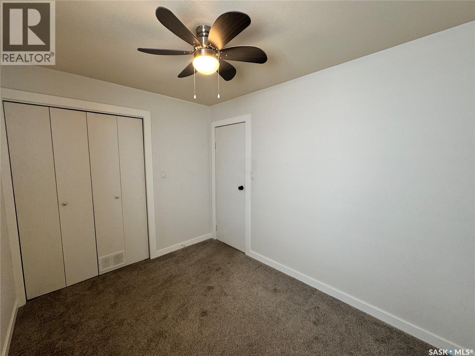 127 2nd AVENUE W - 17