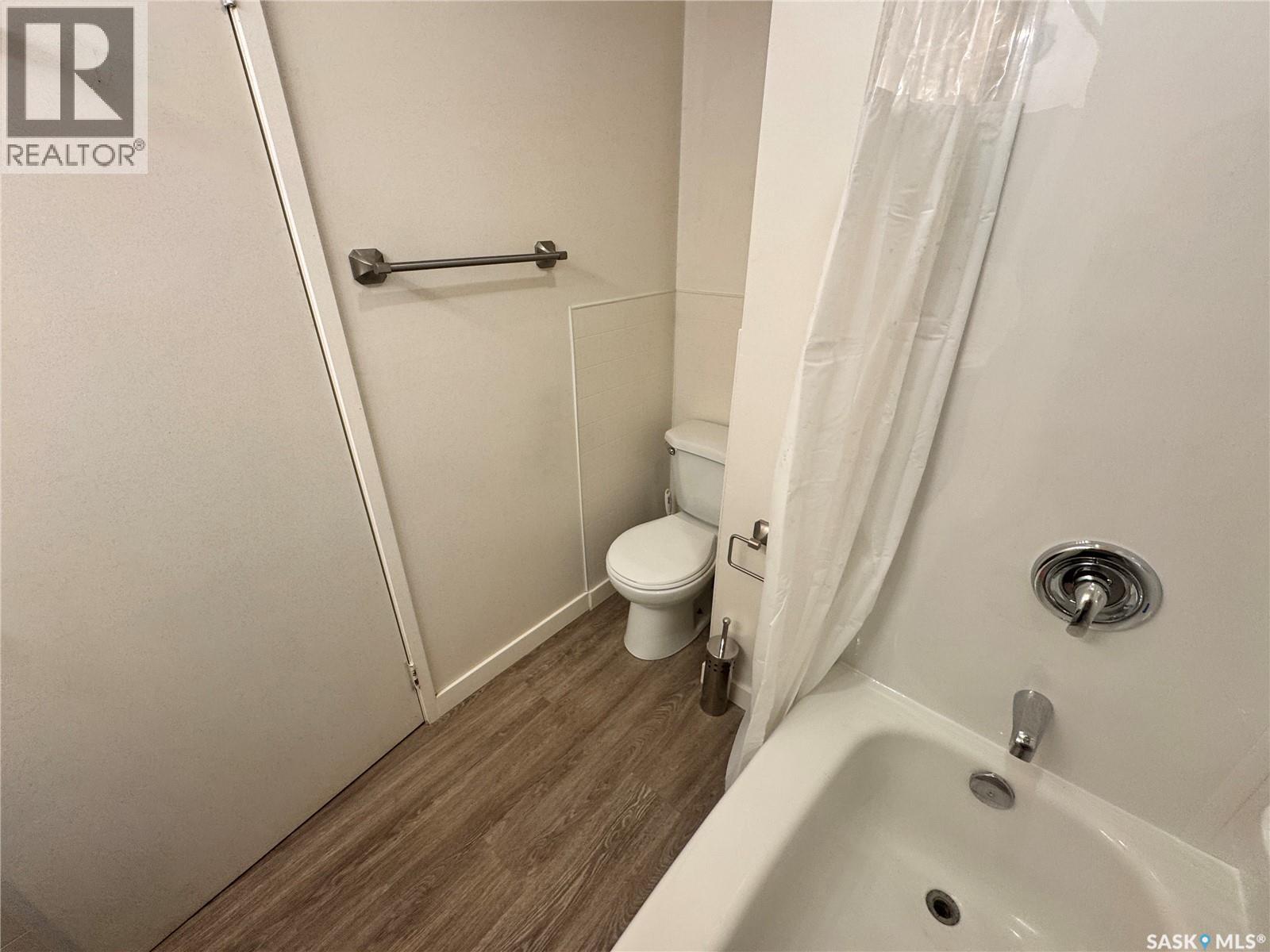 127 2nd AVENUE W - 20