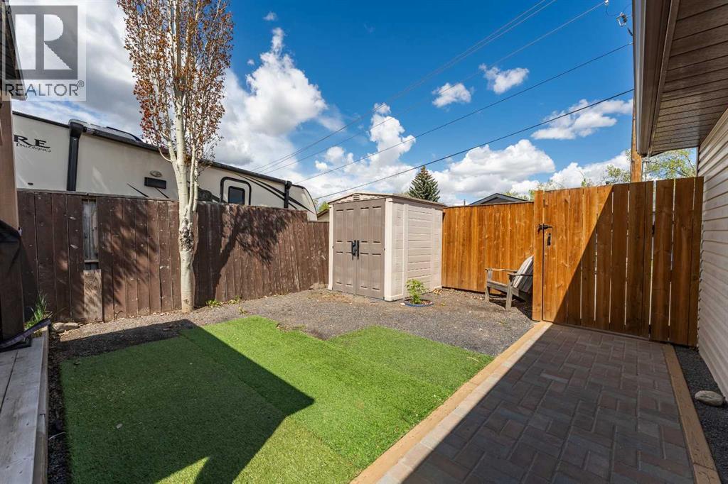 248 Templevale Road NE - 35