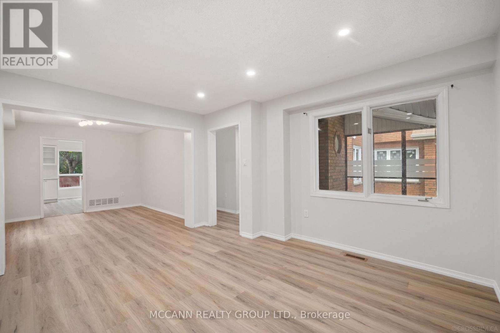 89 CREDITSTONE ROAD - 10