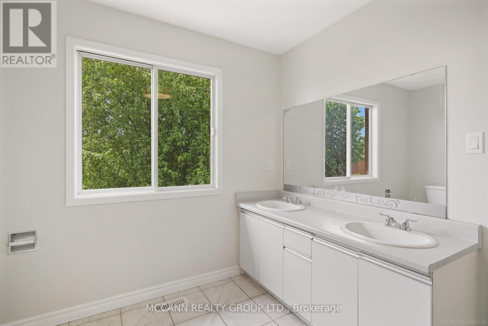 89 CREDITSTONE ROAD - 30