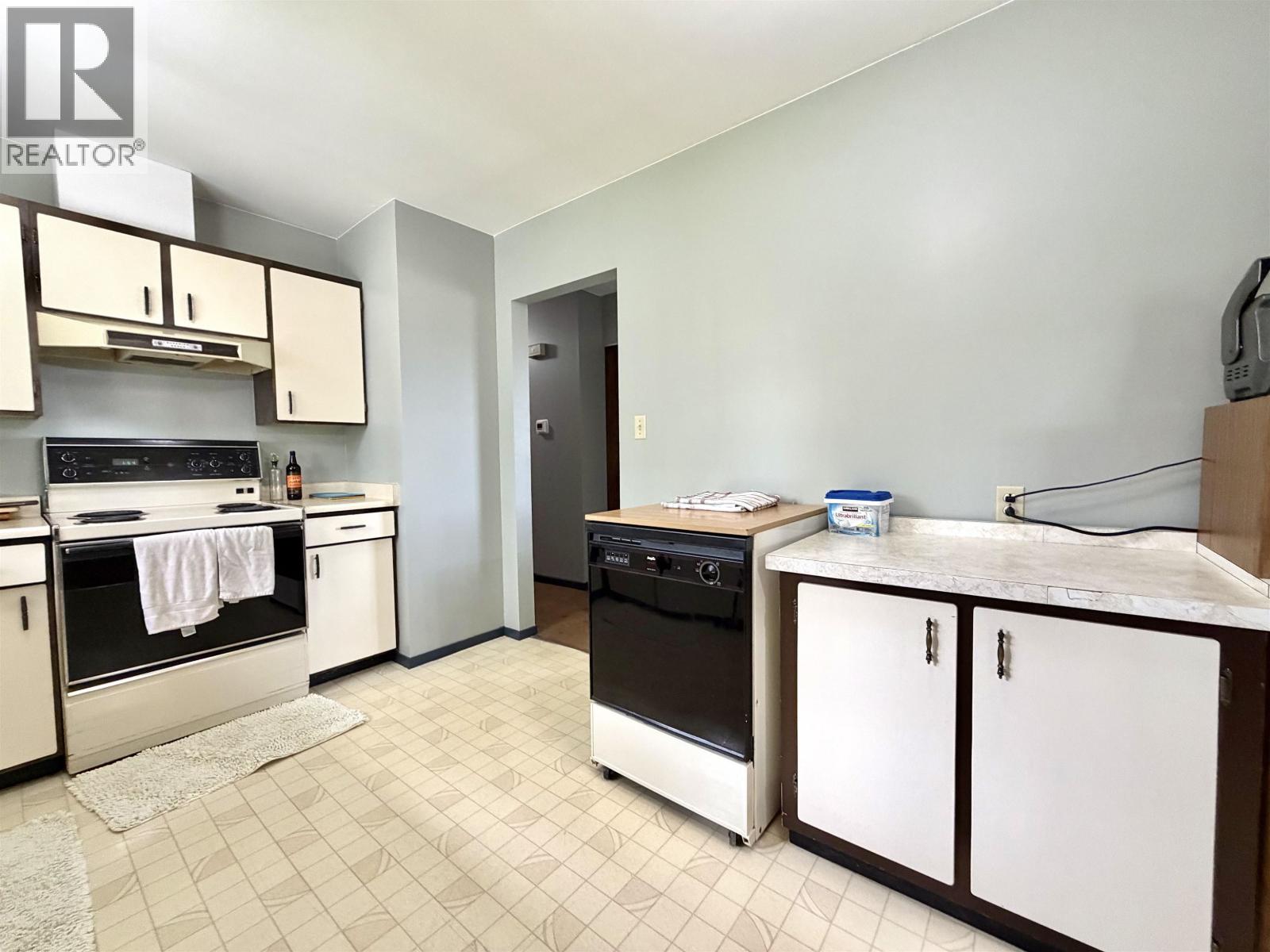 57 CHAPMAN STREET - 13