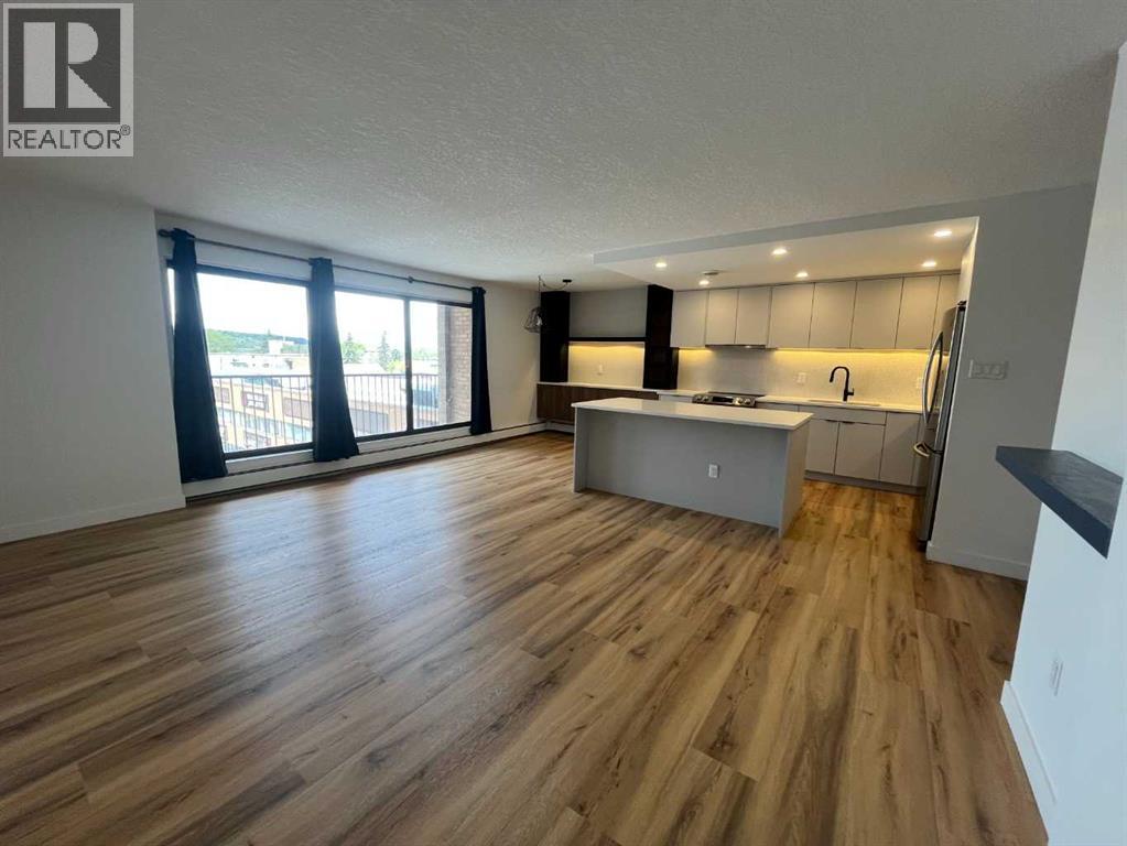 #407 1330 15 Avenue SW - 34