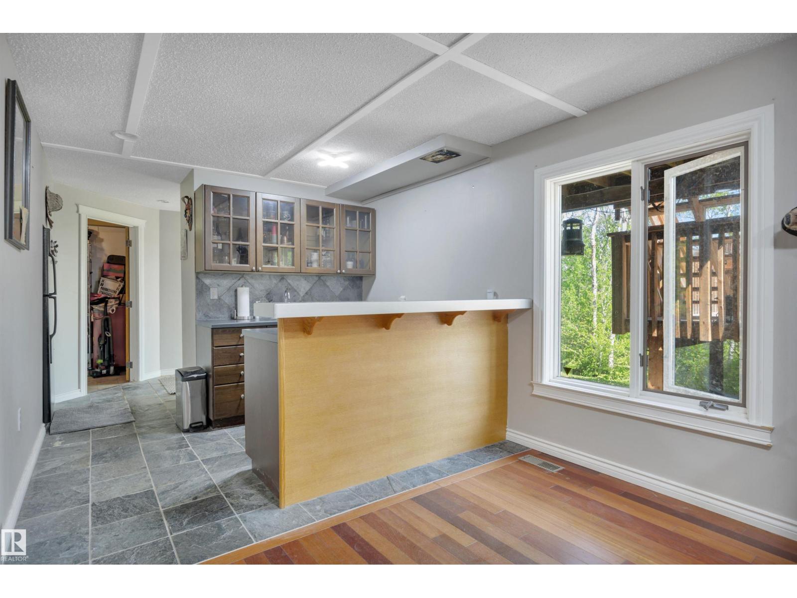 #86 53303 RGE ROAD 20 - 49