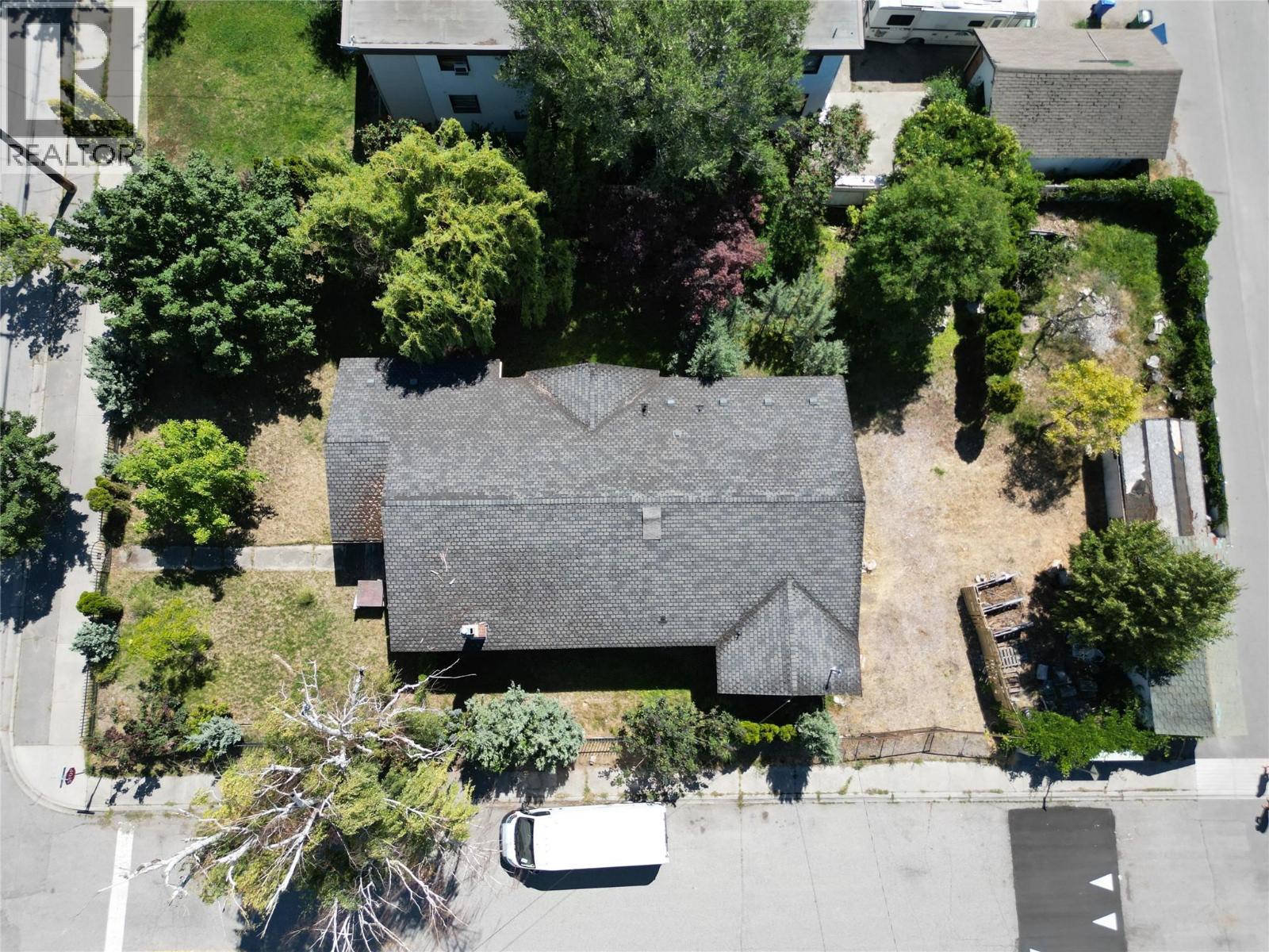 601 Winnipeg Street - 3