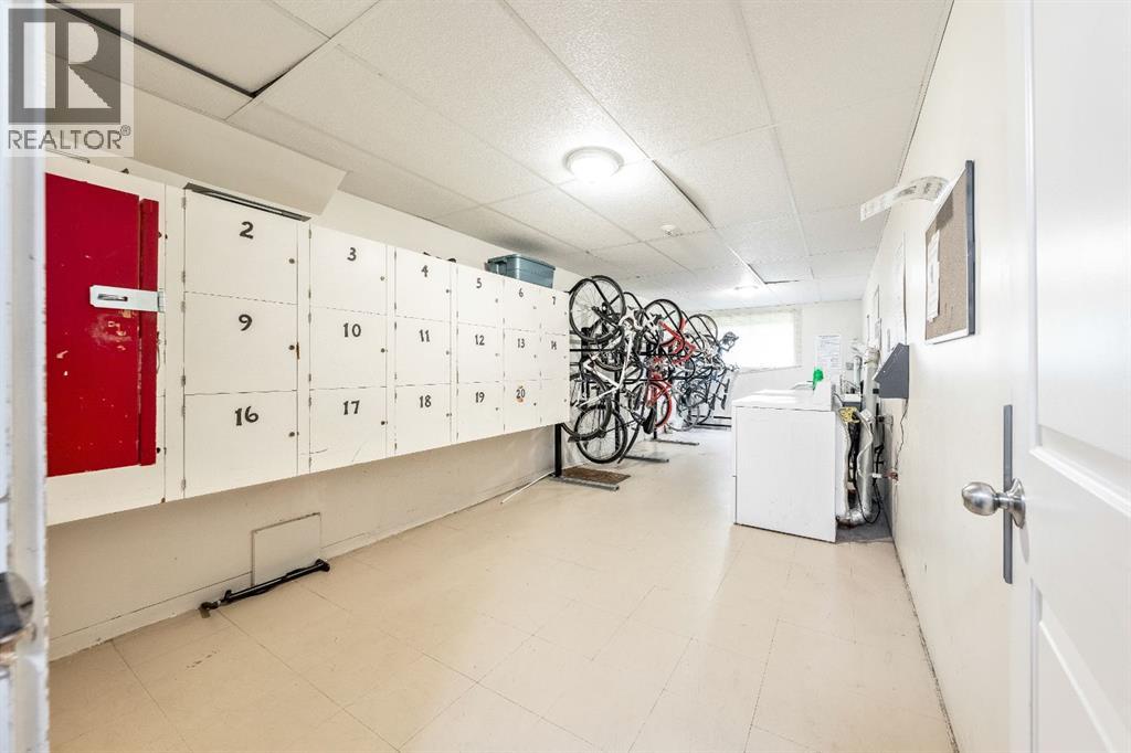 #4 310 22 Avenue SW - 19
