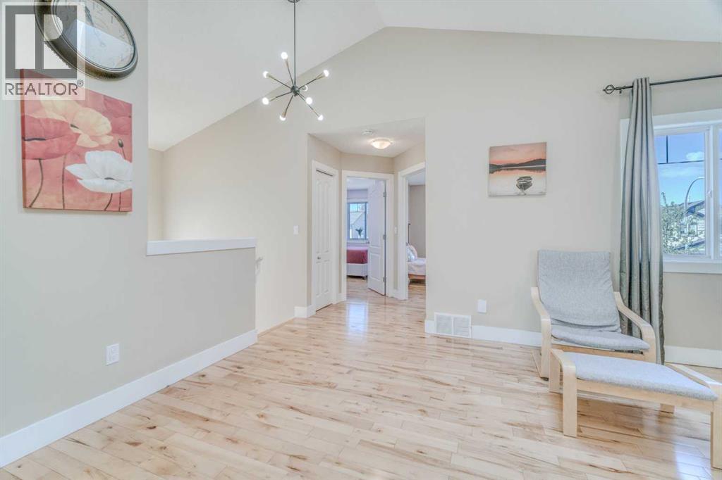 100 Royal Birch Crescent NW - 22