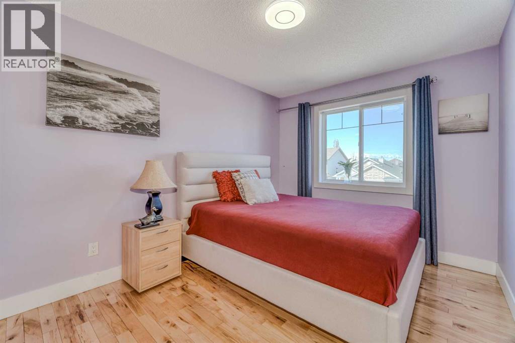 100 Royal Birch Crescent NW - 34